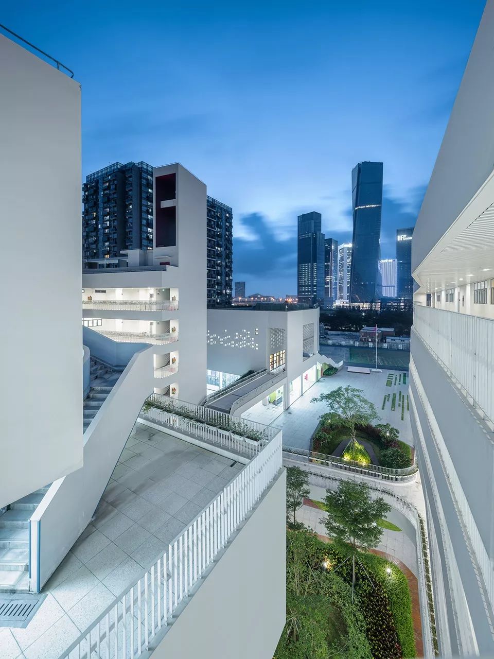 深圳手机靓号市场最新动态：优质号码抢购热潮不断(深圳手机号码靓号大全)