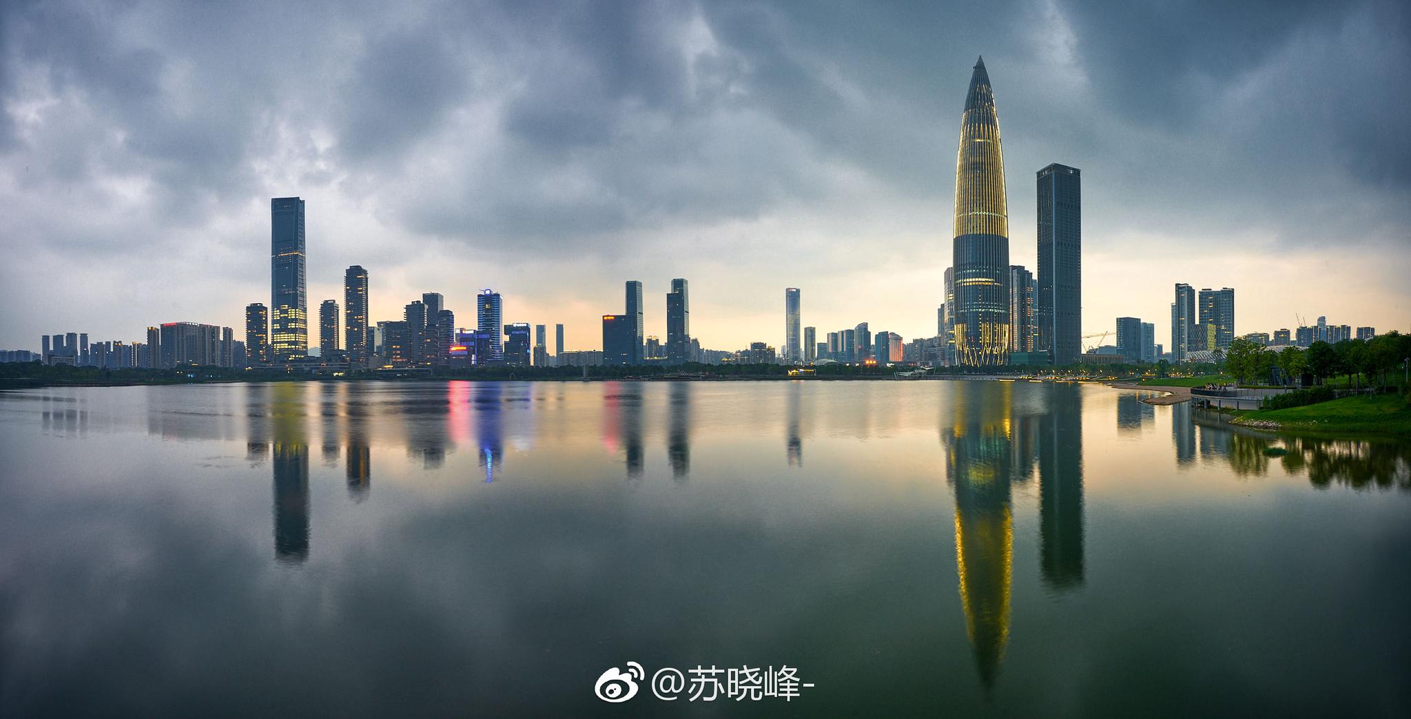 深圳联通手机号码在线选号攻略：轻松选出专属号码！(深圳联通手机号码大全)