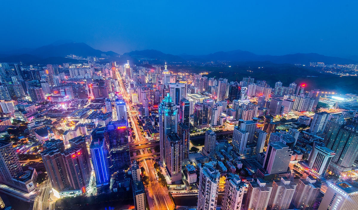 深圳手机靓号个人出售平台：轻松找到专属于你的号码，让生活更有格调