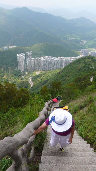 深圳联通电话销售：如何快速获取最优惠的号码套餐？(深圳联通手机套餐)